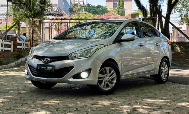 HYUNDAI HB20 S 1.6 - 2014 - MANUAL