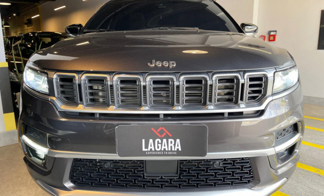 Jeep Commander Overland Hurricane 2.0 4x4 TB Gasolina Aut 2025-1