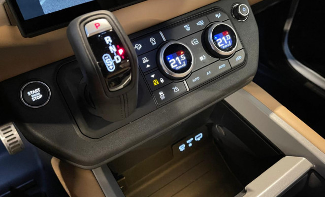 Land Rover Defender 110 X-DY.HSE D350 Die Aut. Híbrido 2025-11