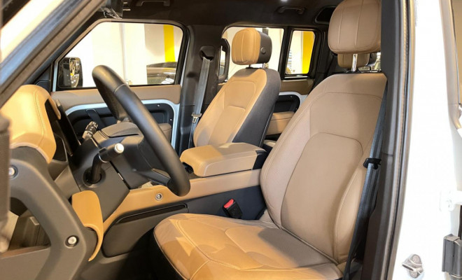 Land Rover Defender 110 X-DY.HSE D350 Die Aut. Híbrido 2025-13