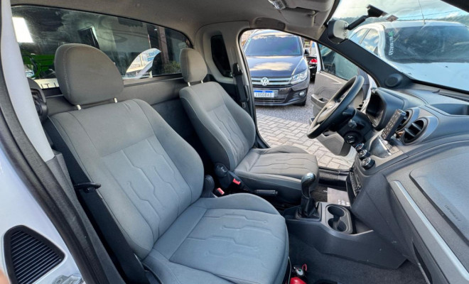 GM - Chevrolet MONTANA LS 1.4 ECONOFLEX 8V 2p 2013 Flex-6