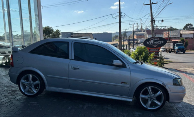 GM - Chevrolet Astra GL 1.8 MPFI 3p 2000 Gasolina-1
