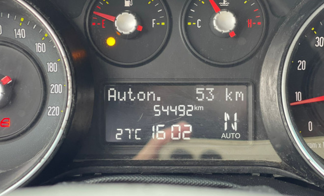 Fiat Punto ESSENCE 1.6 Flex 16V 5p 2014 Flex-4