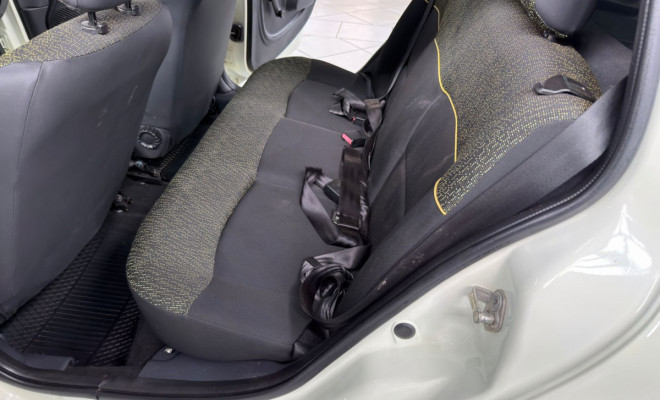 Renault Clio RN/Alizé/Expr./1.0 Hi-Power 16V 5p 2014 Flex-3