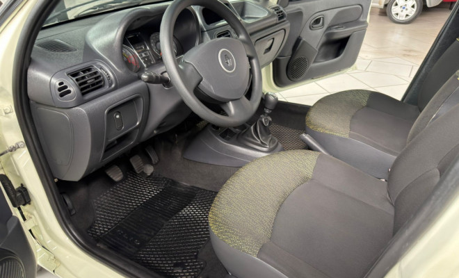 Renault Clio RN/Alizé/Expr./1.0 Hi-Power 16V 5p 2014 Flex-6