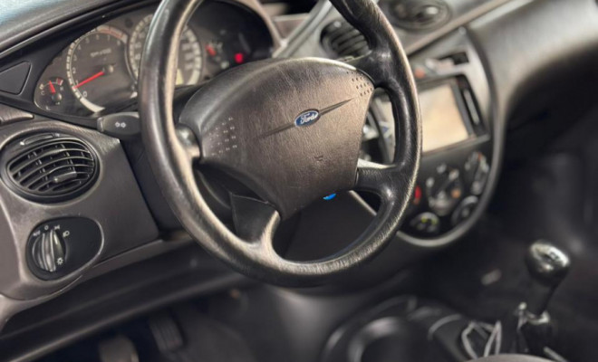 Ford Focus 1.6 S/SE/SE Plus Flex 8V/16V  5p 2008 Flex-2