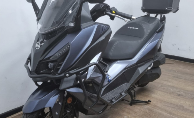 DAFRA CRUISYM 300  2026 Gasolina-2