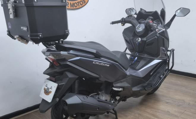 DAFRA CRUISYM 300  2026 Gasolina-10