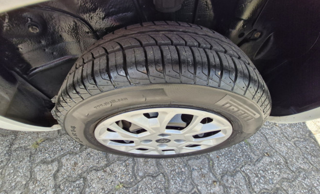 Fiat UNO EVOLUTION 1.4 Fire Flex 8V 5p 2015 Flex-16