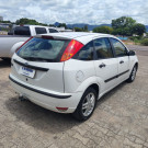 Ford Focus 1.6 S/SE/SE Plus Flex 8V/16V  5p 2005 Gasolina-4