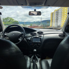 Ford Focus 1.6 S/SE/SE Plus Flex 8V/16V  5p 2005 Gasolina-8