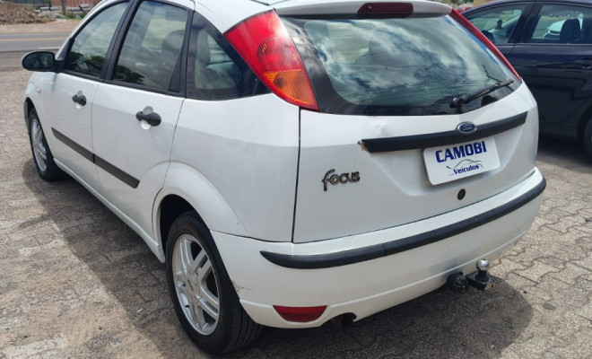 Ford Focus 1.6 S/SE/SE Plus Flex 8V/16V  5p 2005 Gasolina-6