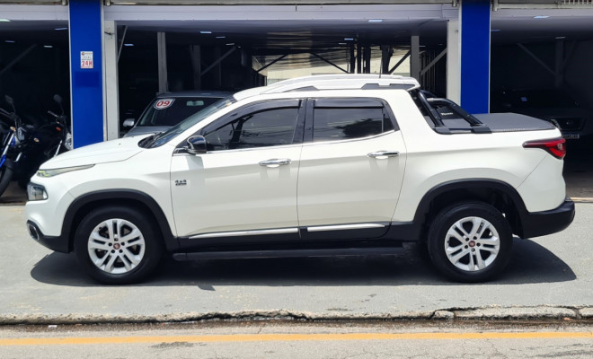 🚘 FIAT TORO VOLCANO 2017 DIESEL 4x4 AUTOMÁTICA-2