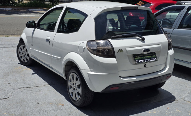 Ford Ka 1.0 8V/1.0 8V ST Flex 3p 2013 Flex-4