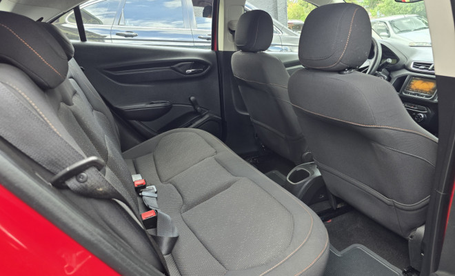 GM - Chevrolet ONIX HATCH LT 1.4 8V FlexPower 5p Mec. 2013 Flex-9