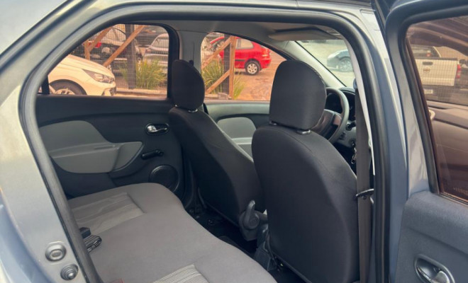 Renault LOGAN Expression Flex 1.6 16V 4p 2017 Flex-5