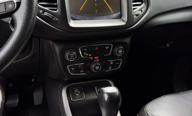 Jeep COMPASS LONGITUDE 2.0 4x2 Flex 16V Aut. 2020 Flex-8