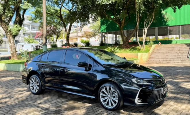 Toyota Corolla XEi 2.0 Flex 16V Aut. 2023 Flex