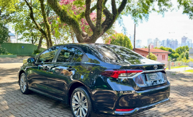 Toyota Corolla XEi 2.0 Flex 16V Aut. 2023 Flex-10