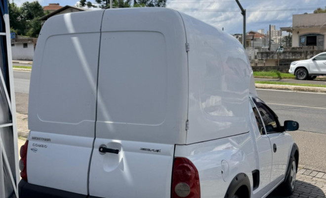 GM - Chevrolet MONTANA COMBO 1.4 8V ECONOFLEX 2010 Flex-5