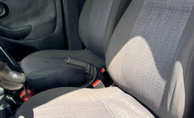 GM - Chevrolet MONTANA COMBO 1.4 8V ECONOFLEX 2010 Flex-7