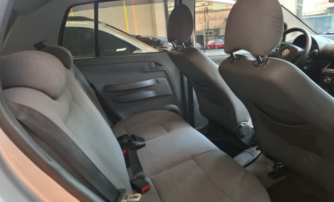 VW - VolksWagen Fox Plus 1.6Mi Total Flex 8V 4p 2008 Flex-13