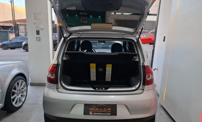 VW - VolksWagen Fox Plus 1.6Mi Total Flex 8V 4p 2008 Flex-6