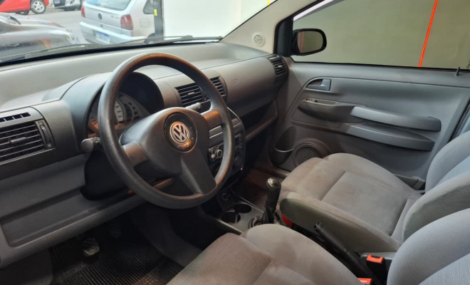 VW - VolksWagen Fox Plus 1.6Mi Total Flex 8V 4p 2008 Flex-7