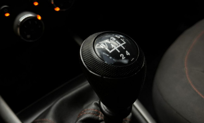 GM - Chevrolet ONIX HATCH LTZ 1.4 8V FlexPower 5p Mec. 2015 Flex-11