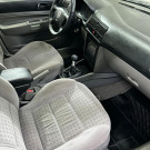 VW - VolksWagen Golf 2.0/ 2.0 Mi Flex Aut/Tiptronic. 2001 Flex-4