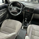 VW - VolksWagen Golf 2.0/ 2.0 Mi Flex Aut/Tiptronic. 2001 Flex-3
