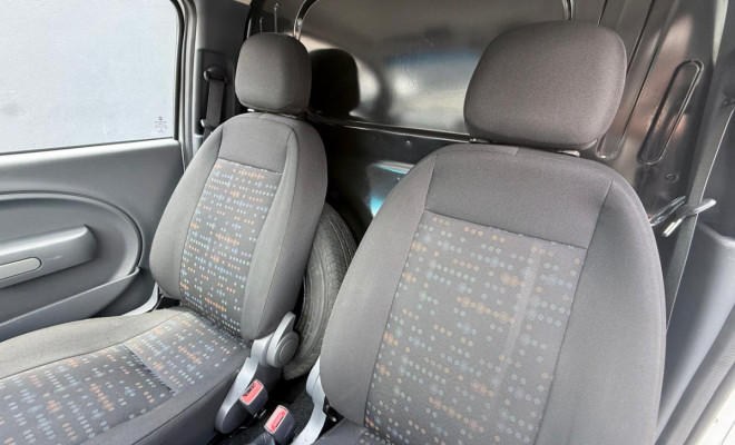 Fiat Fiorino Working 1.4 Flex 8V 2p 2021 Flex-4