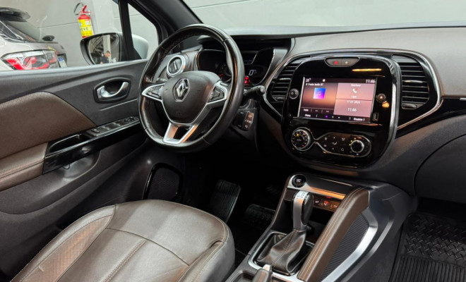 Renault CAPTUR Iconic 1.3 TB 16V Flex 5p Aut. 2022 Flex-8