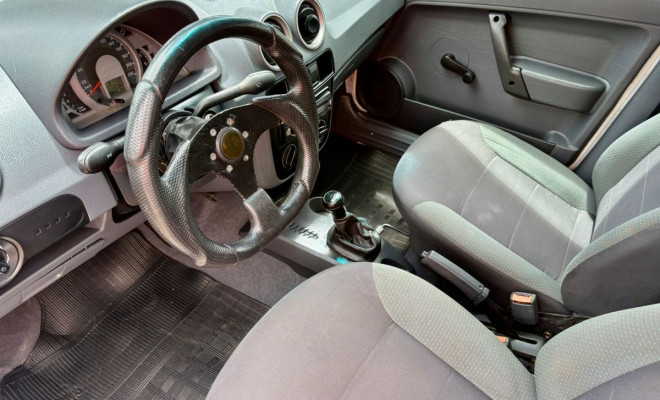 VW - VolksWagen Gol 1.6 Mi Power Total Flex 8V 4p 2006 Flex-9