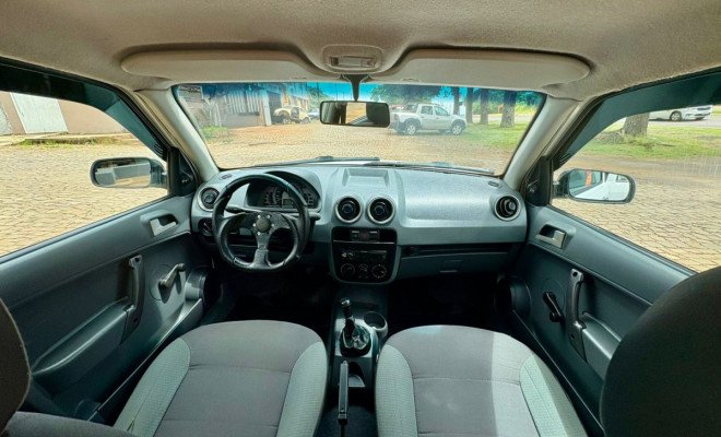 VW - VolksWagen Gol 1.6 Mi Power Total Flex 8V 4p 2006 Flex-8