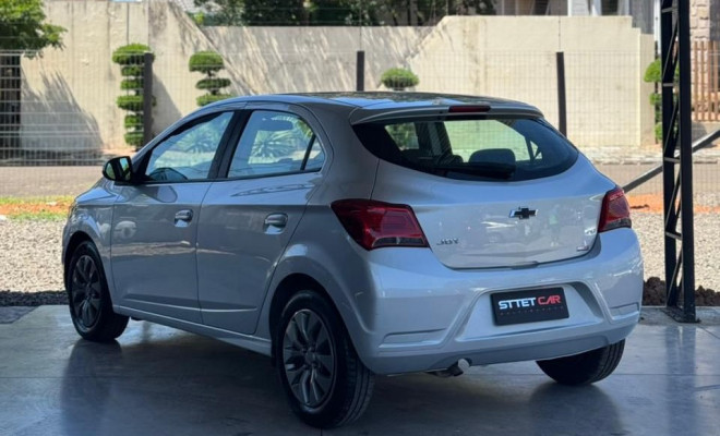 GM - Chevrolet JOY Plus Black Ed.1.0 8V 4p Flex Mec. 2021 Flex-1