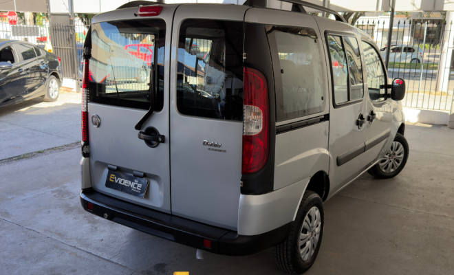 Fiat Doblo ESSENCE 1.8 Flex 16V 5p 2012 Flex-3