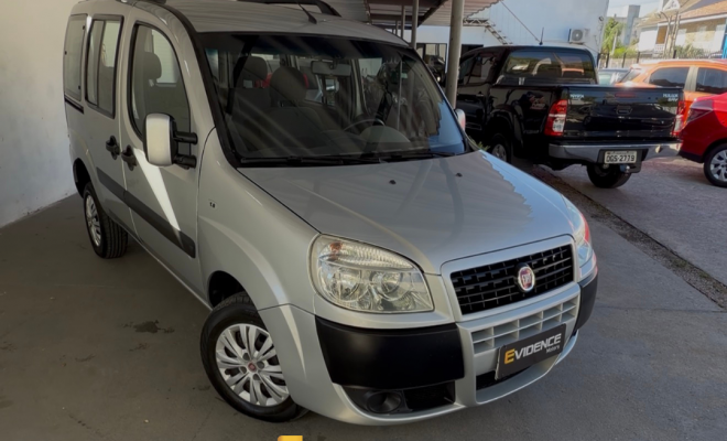 Fiat Doblo ESSENCE 1.8 Flex 16V 5p 2012 Flex