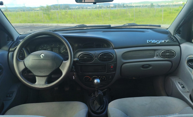 Renault Megane Hatch RT 1.6/RT/Alizé/Exp 1.6 16V 2000 Gasolina-1