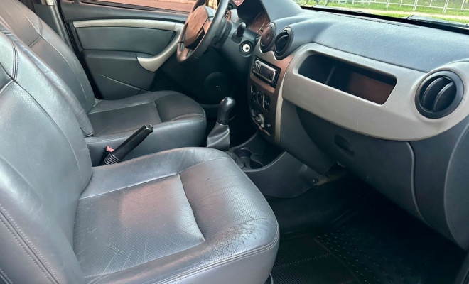 Renault SANDERO Expression Hi-Flex 1.6 8V - 2009-6