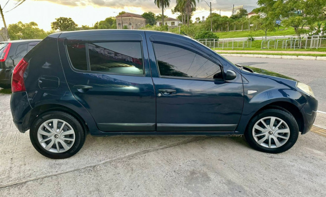 Renault SANDERO Expression Hi-Flex 1.6 8V - 2009-1