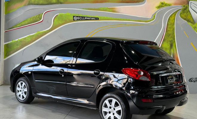 Peugeot 207 XR 1.4 Flex 8V 5p 2012 Flex-2