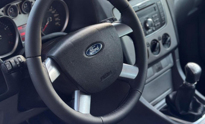 Ford Focus 1.6 S/SE/SE Plus Flex 8V/16V  5p 2013 Flex-5