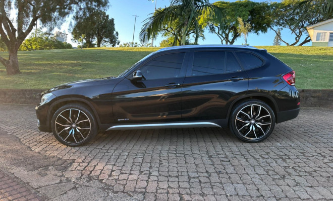 BMW X1 SDRIVE 20i 2.0/2.0 TB Acti.Flex Aut. 2014 Flex-2