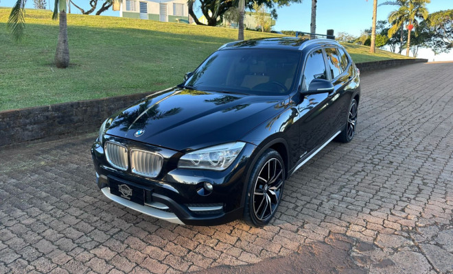 BMW X1 SDRIVE 20i 2.0/2.0 TB Acti.Flex Aut. 2014 Flex-1