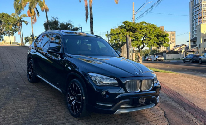 BMW X1 SDRIVE 20i 2.0/2.0 TB Acti.Flex Aut. 2014 Flex