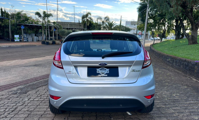 Ford Fiesta 1.6 16V Flex Aut. 5p 2016 Flex-4