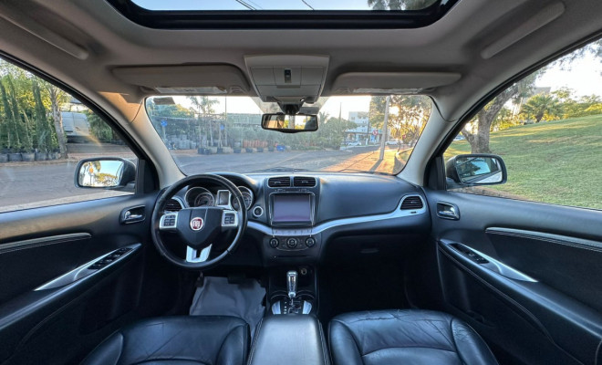 Fiat FREEMONT EMOT./PRECISION 2.4 16V 5p Aut. 2012 Gasolina-6