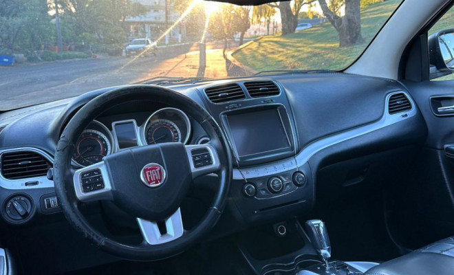 Fiat FREEMONT EMOT./PRECISION 2.4 16V 5p Aut. 2012 Gasolina-7