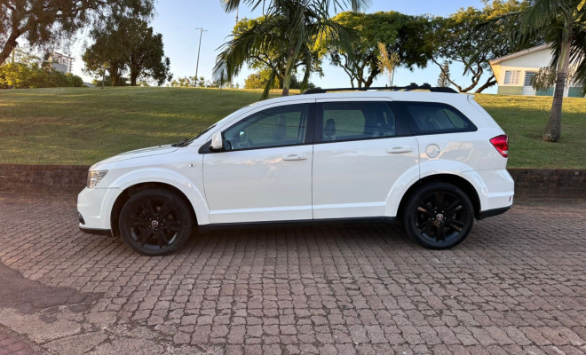 Fiat FREEMONT EMOT./PRECISION 2.4 16V 5p Aut. 2012 Gasolina-2